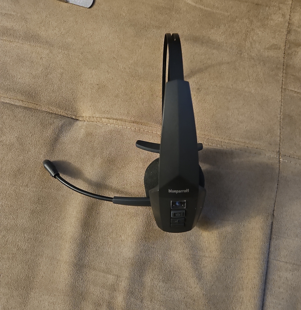 Parrot Single-Ear Headset in Black
